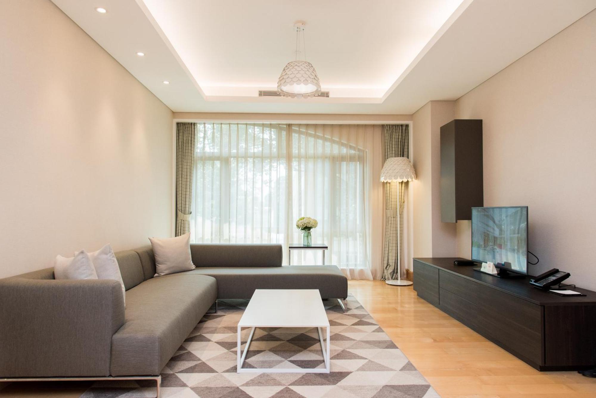 Sherwood Suites Ho Şi Min Exterior foto