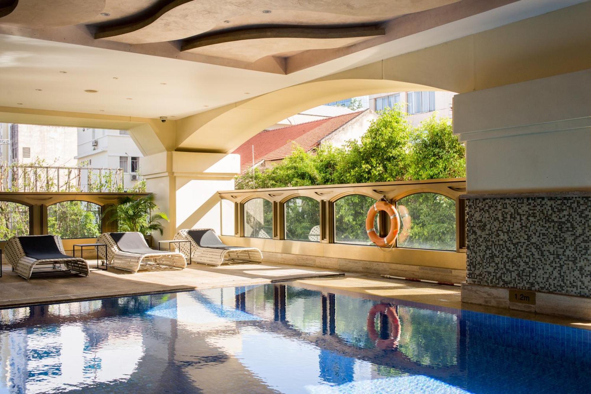 Sherwood Suites Ho Şi Min Exterior foto