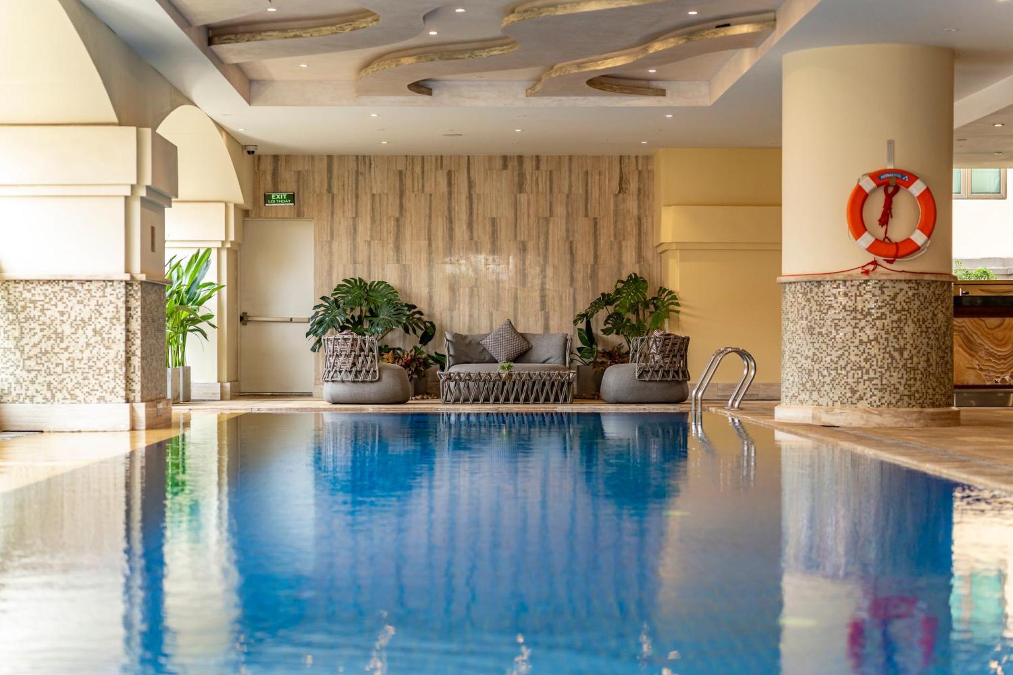 Sherwood Suites Ho Şi Min Exterior foto